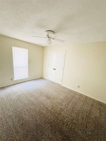 107 Sunview Street, Sunnyvale, TX 75182