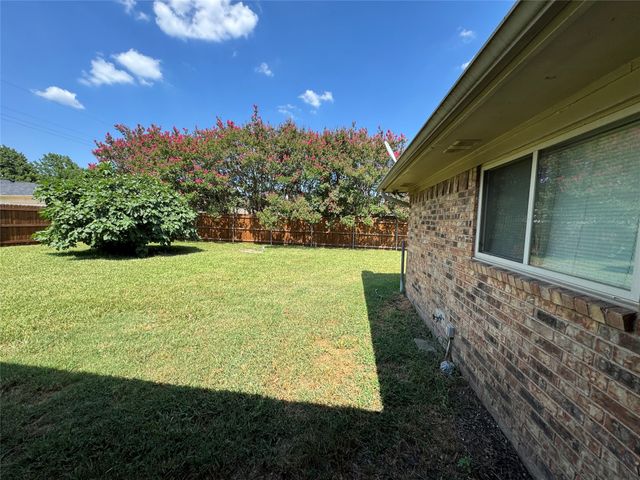 107 Sunview Street, Sunnyvale, TX 75182