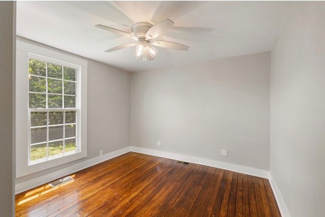 1410 Mill St, Pulaski, TN 38478