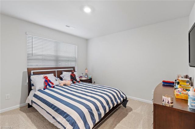 221 Rose Wind Way, Mayodan, NC 27027