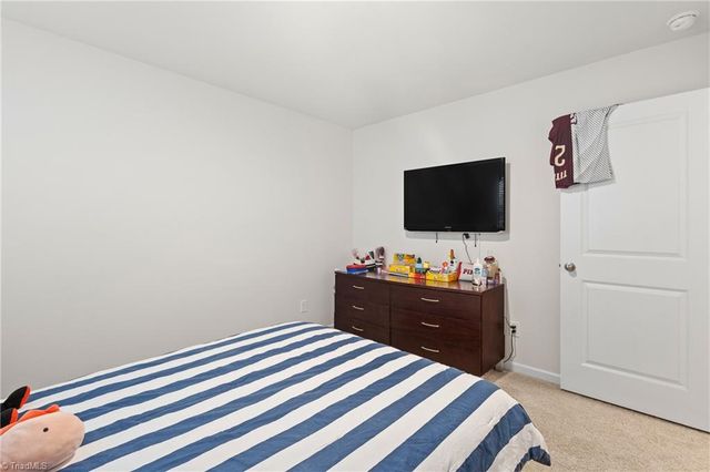 221 Rose Wind Way, Mayodan, NC 27027