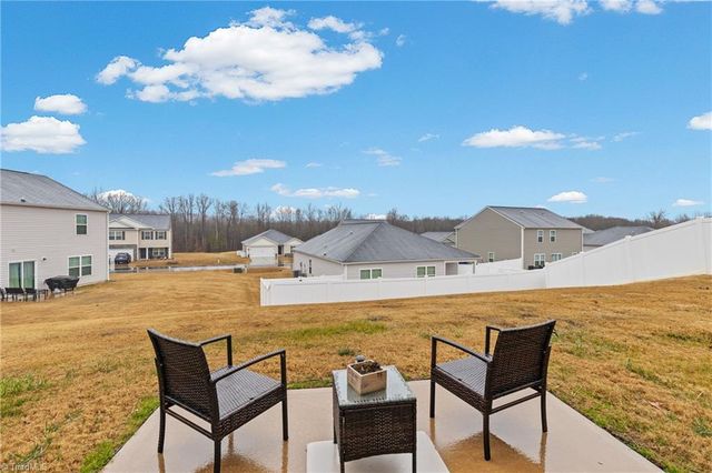 221 Rose Wind Way, Mayodan, NC 27027