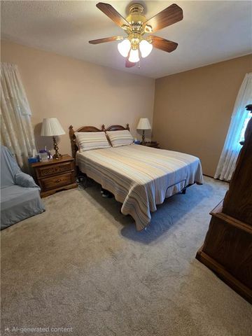 8746 Park Street, Lenexa, KS 66215
