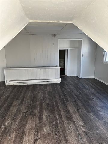 737 McLain St, Allentown, PA 15210