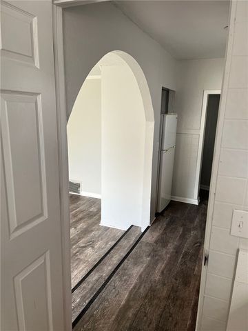 737 McLain St, Allentown, PA 15210