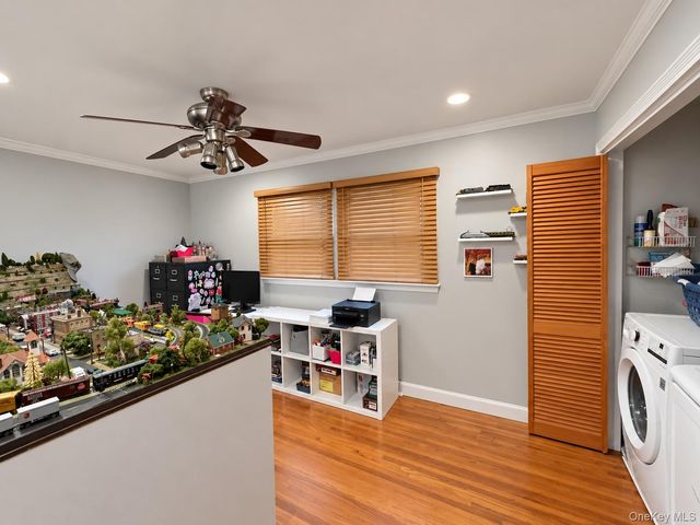 41 Homeland Drive, Huntington, NY 11743