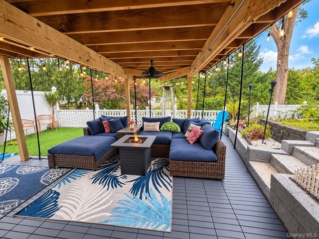 41 Homeland Drive, Huntington, NY 11743