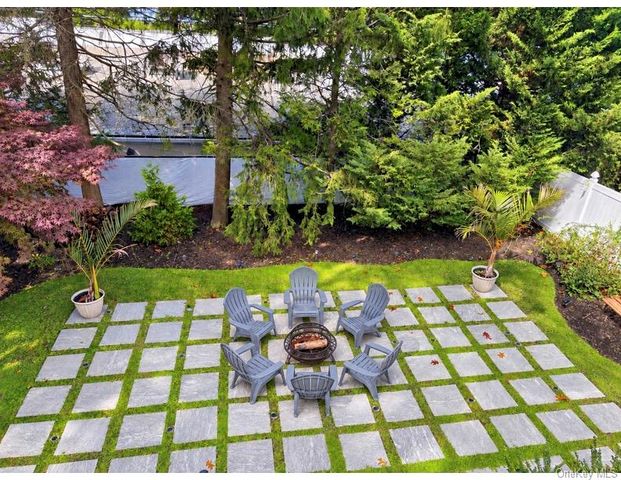 41 Homeland Drive, Huntington, NY 11743