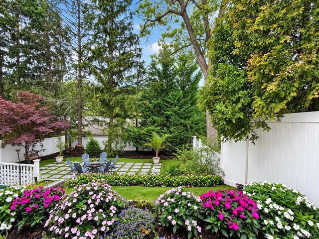 41 Homeland Drive, Huntington, NY 11743