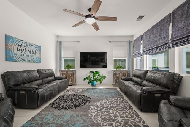 1832 Ashley Ave, Chula Vista, CA 91913