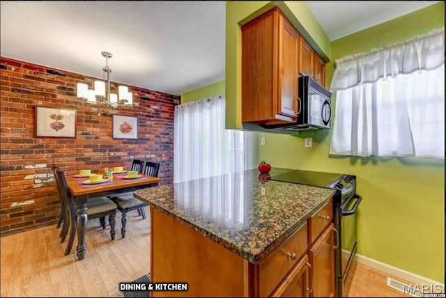 1210 Clarkson Court 1210, Ellisville, MO 63011