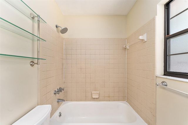 2541 NW 52ND PLACE, Gainesville, FL 32605