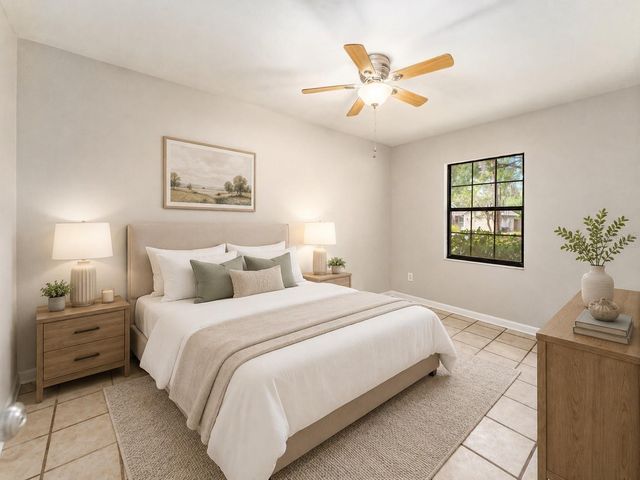 2541 NW 52ND PLACE, Gainesville, FL 32605