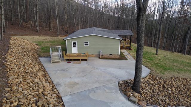 6435 Back Valley Road, Evensville, TN 37332