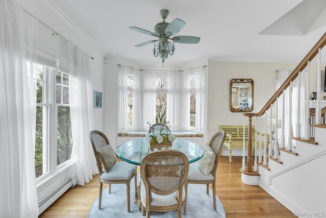 4 Wells Lane, Hampton Bays, NY 11946