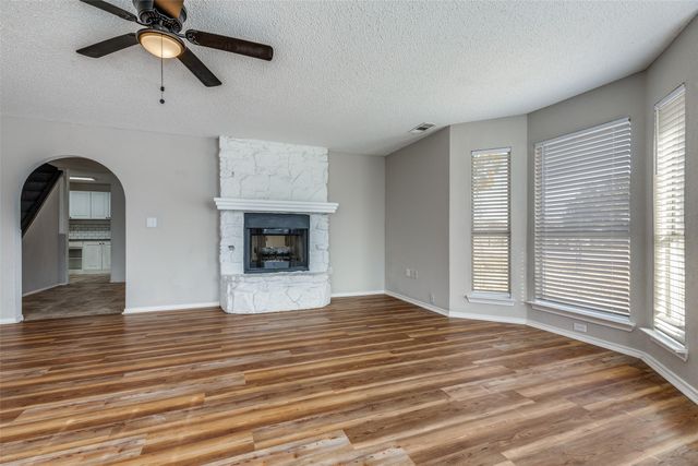 1921 Pelican Drive N, Pelican Bay, TX 76020