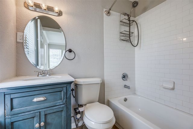 1921 Pelican Drive N, Pelican Bay, TX 76020