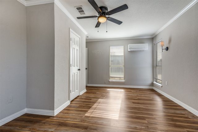 1921 Pelican Drive N, Pelican Bay, TX 76020