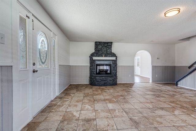 1921 Pelican Drive N, Pelican Bay, TX 76020