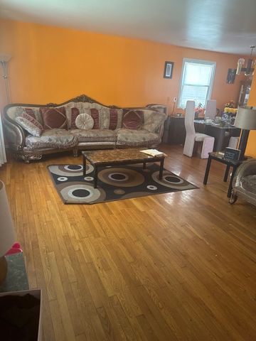 3509 Birchwood Drive, Hazel Crest, IL 60429