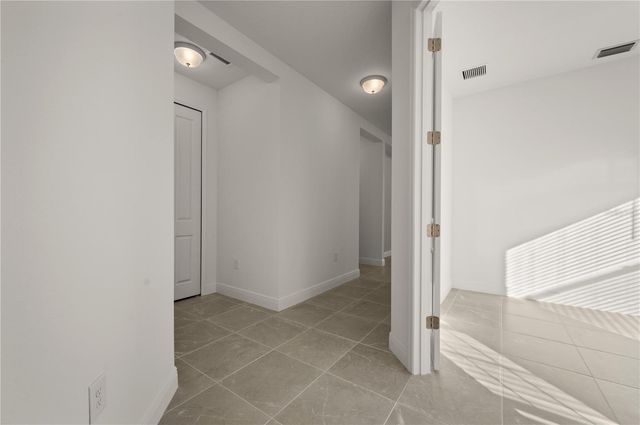 10366 LAKE GEORGE AVENUE, Sarasota, FL 34241