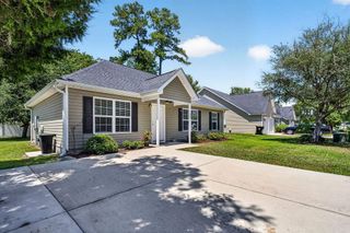146 Robert Conway Ct., Georgetown, SC 29440