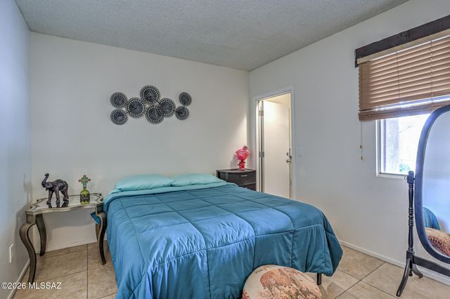 3317 E Water Street, Tucson, AZ 85716
