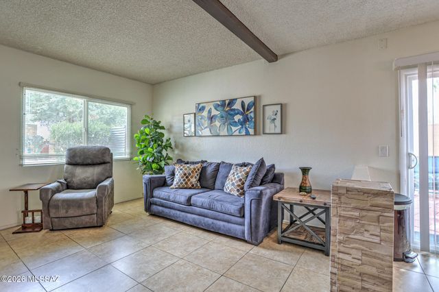 3317 E Water Street, Tucson, AZ 85716