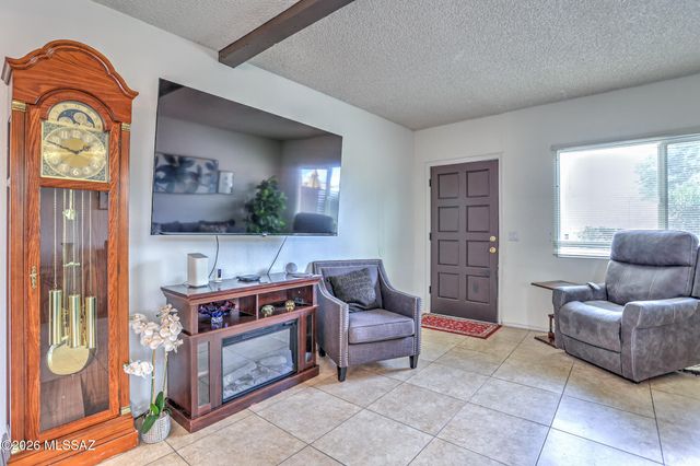 3317 E Water Street, Tucson, AZ 85716