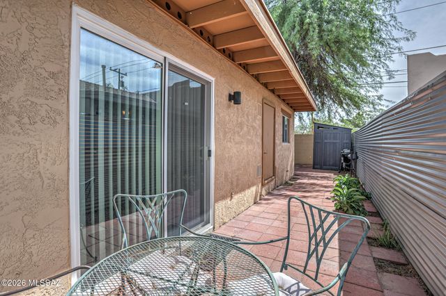 3317 E Water Street, Tucson, AZ 85716
