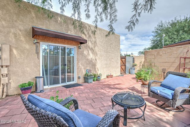 3317 E Water Street, Tucson, AZ 85716