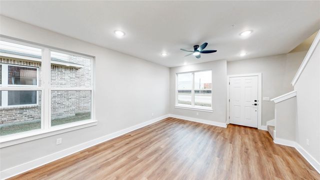 3701 Bonnie Brae Street, Denton, TX 76226
