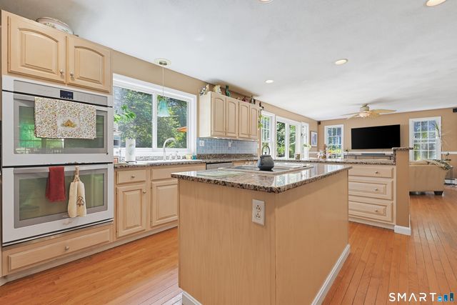 373 Chase Road, Thompson, CT 06277