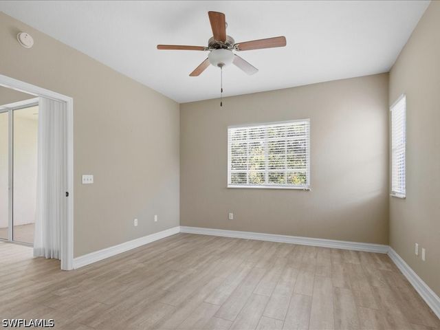 600 Luisa CT 4, Naples, FL 34104