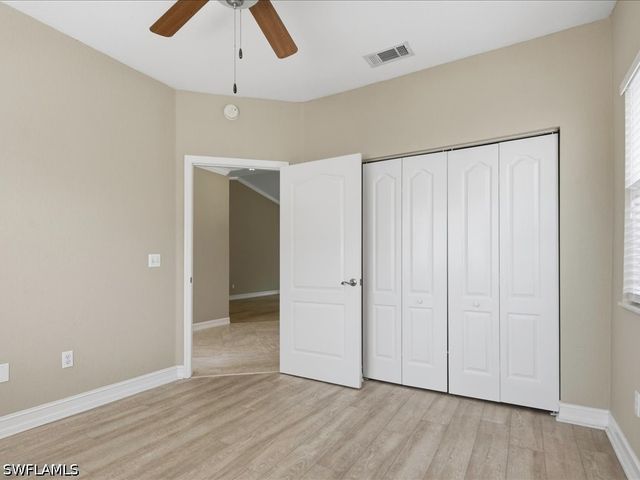 600 Luisa CT 4, Naples, FL 34104