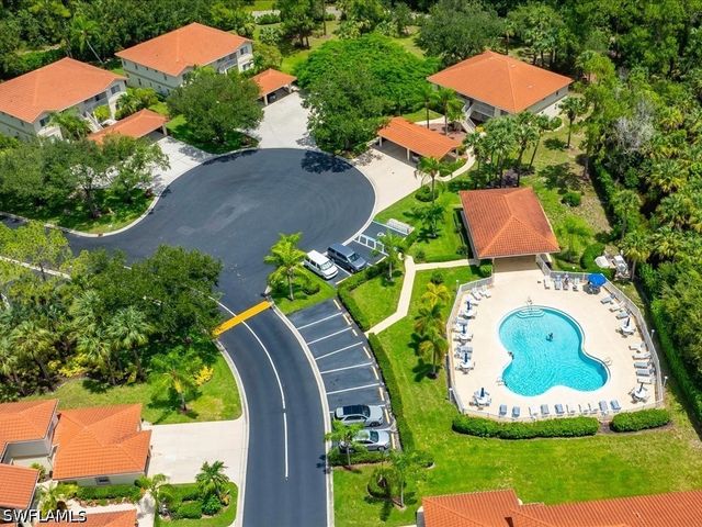 600 Luisa CT 4, Naples, FL 34104