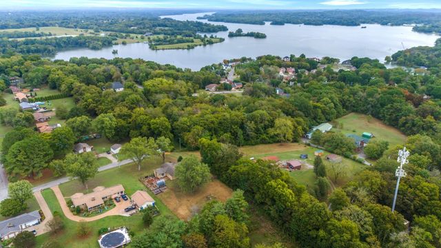 622 Oakwood Ter, Mount Juliet, TN 37122