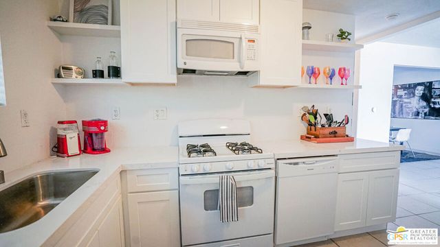 394 W Bon Air Drive, Palm Springs, CA 92262