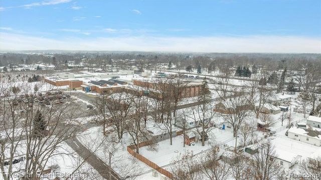 3061 Culbertson Avenue, Rochester Hills, MI 48307