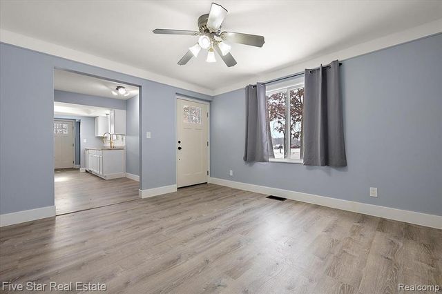 3061 Culbertson Avenue, Rochester Hills, MI 48307