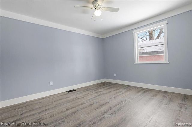 3061 Culbertson Avenue, Rochester Hills, MI 48307