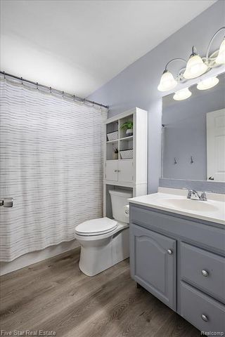 3061 Culbertson Avenue, Rochester Hills, MI 48307