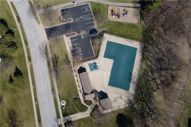 21058 W 118th Terrace, Olathe, KS 66061