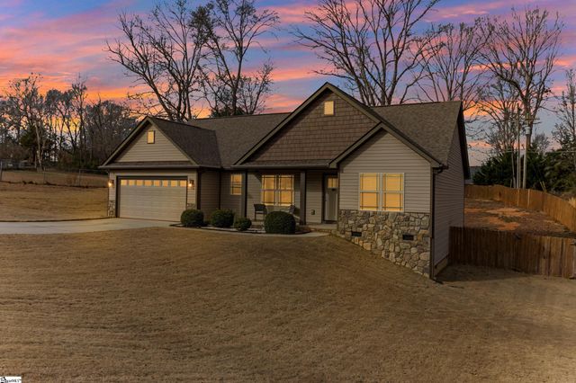 101 Stockton Lane, Moore, SC 29369