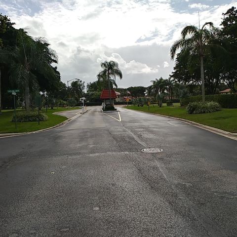 8045 Eastlake Drive 1-g, Boca Raton, FL 33433
