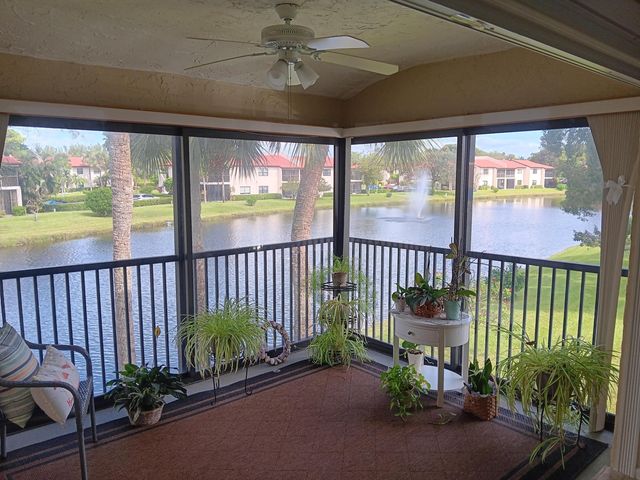 8045 Eastlake Drive 1-g, Boca Raton, FL 33433