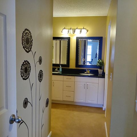 8045 Eastlake Drive 1-g, Boca Raton, FL 33433