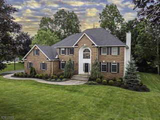 10 Barbara Dr, Randolph Twp., NJ 07869