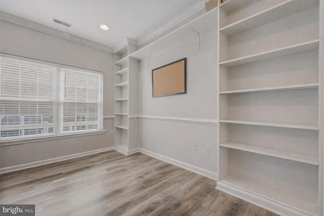 8 IRWIN DR, Upper Chichester, PA 19061