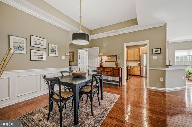 8 IRWIN DR, Upper Chichester, PA 19061